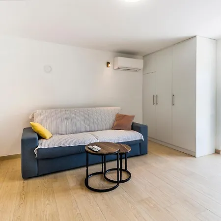 Appartement & 'the Roots Near Pula, Istria, Croatia