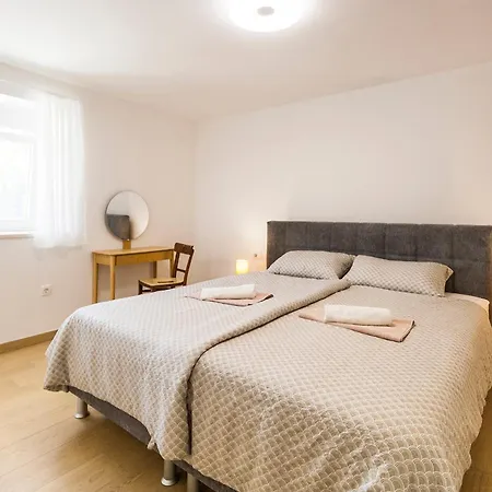 Appartement & 'the Roots Near Pula, Istria, Croatia *