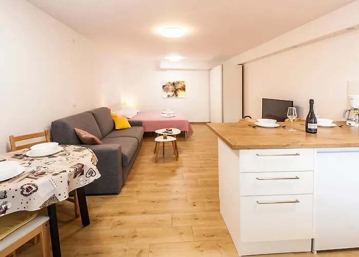 & 'the Roots Near Pula, Istria, Croatia Apartmán