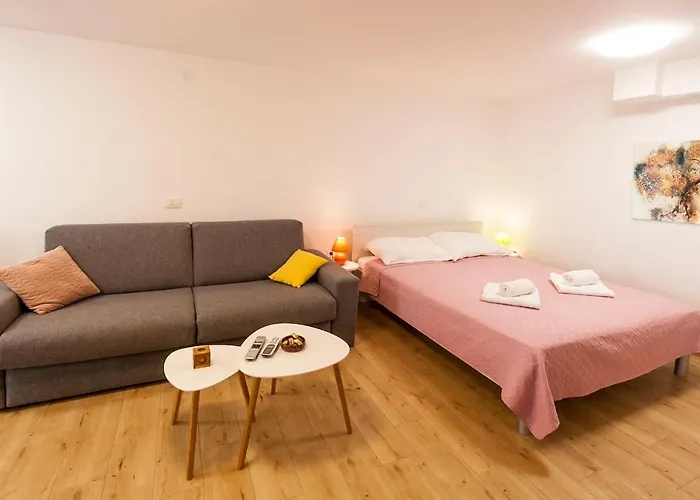 Apartamento & 'the Roots Near Pula, Istria, Croatia