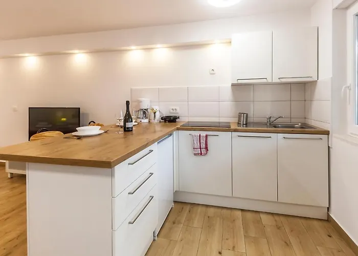 Apartamento & 'the Roots Near Pula, Istria, Croatia Pula