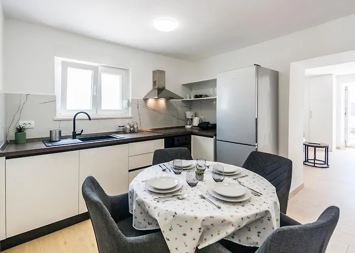 Apartamento & 'the Roots Near Pula, Istria, Croatia